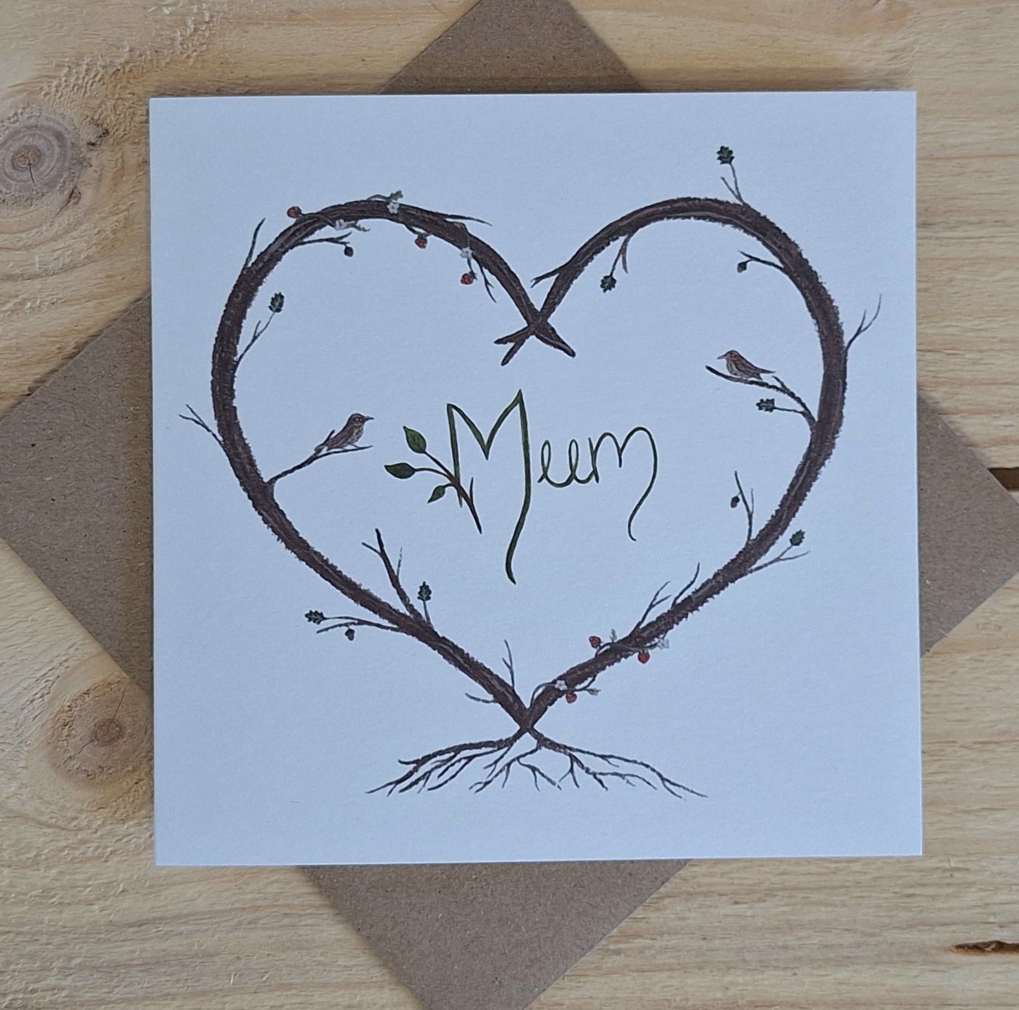 Mum, heart wreath greetings card